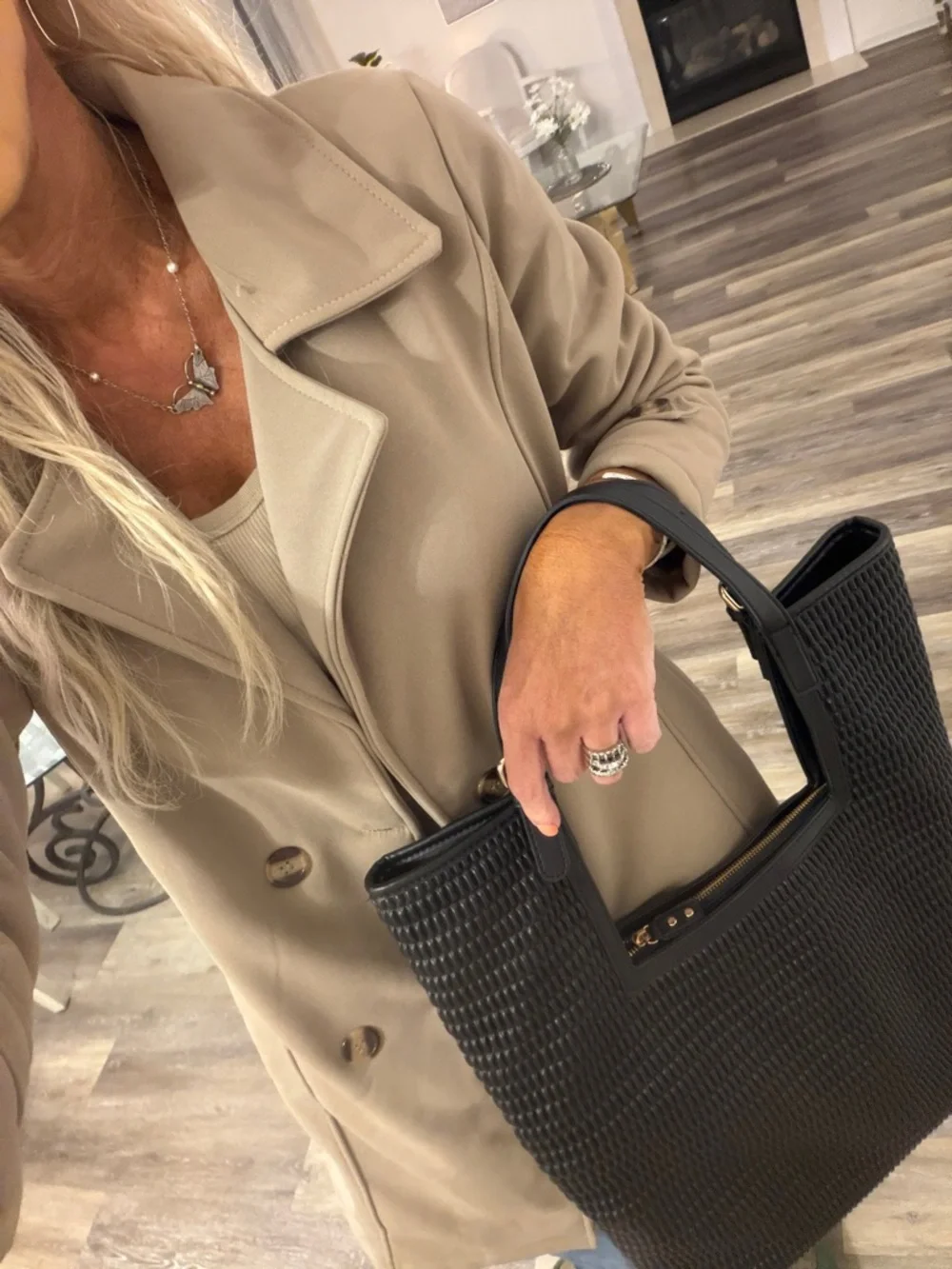 Urban Expressions Aiden Woven large black tote purse - Picture 11 of 12